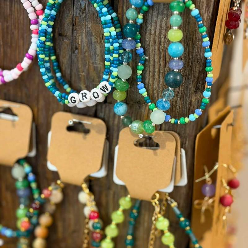 bracelets bracelets