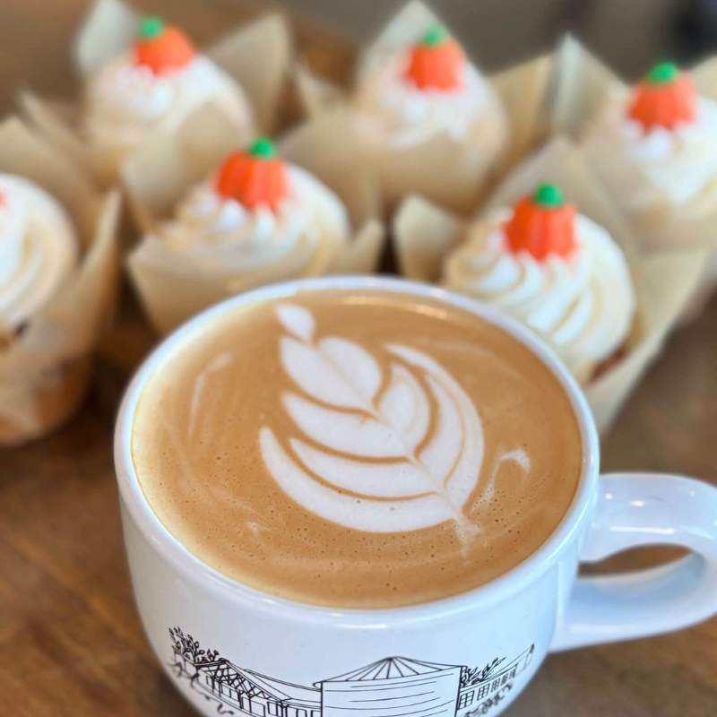 coffee and cupcakes coffee and cupcakes